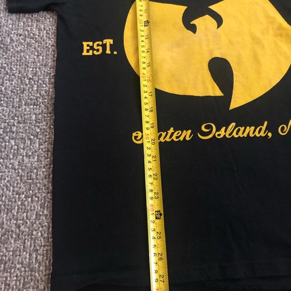 Mens size medium T-shirt - Picture 2 of 2